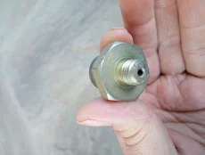 Выключатель сигнала торможения пневматический м12x1.5 новый маз, урал