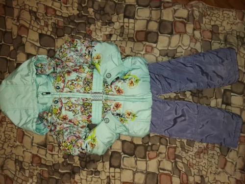 Классный весенний костюм для девочки р.86