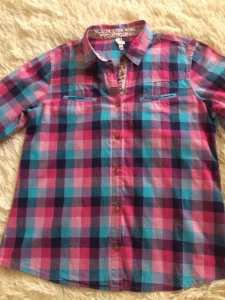 Рубашка для девочки - 100 % хлопок - 4 руб