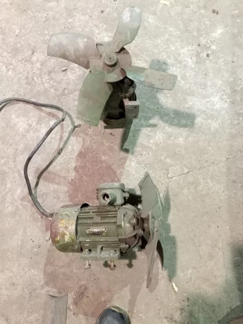 Электродвигатель 100 р