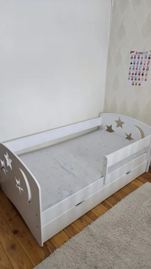 Детскую кровать 160×80
