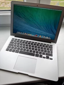 Ноутбук MacBook Air
