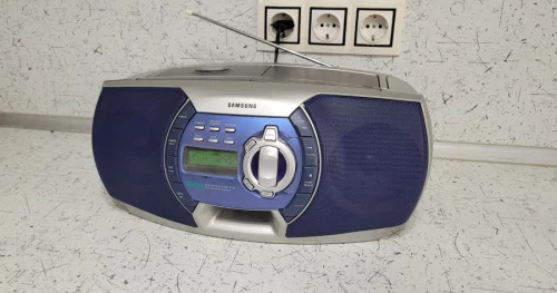 Бумбокс SAMSUNG