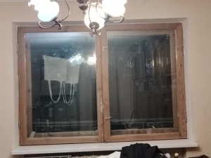 Окно деревянное со стеклопакетами
