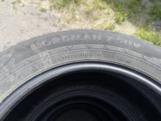 Зимние шины Nokian R17/60/225