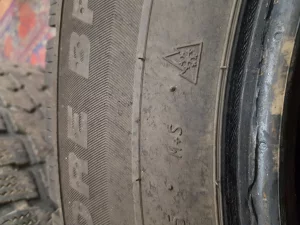 Комплект зимних шин 195/75R16C Viatti Vettore Brina 500р