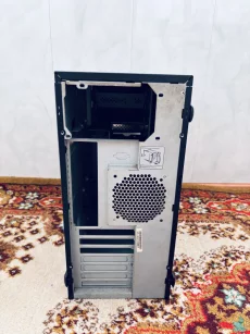 Оригинальный корпус INWIN для комьютера