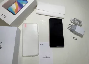 Новый, запечатанный смартфон Vivo 6/128Gb