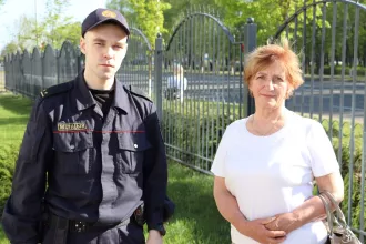 «Запишем к врачу»: бобруйчанка усомнилась в звонившем и решила спросить у участкового — на том проводе был мошенник