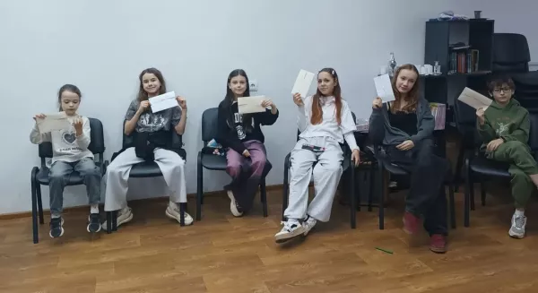 Юные участники бобруйской еврейской общины на тренинге «Улучшаем пространство вокруг себя» в рамках программы AJT Junior