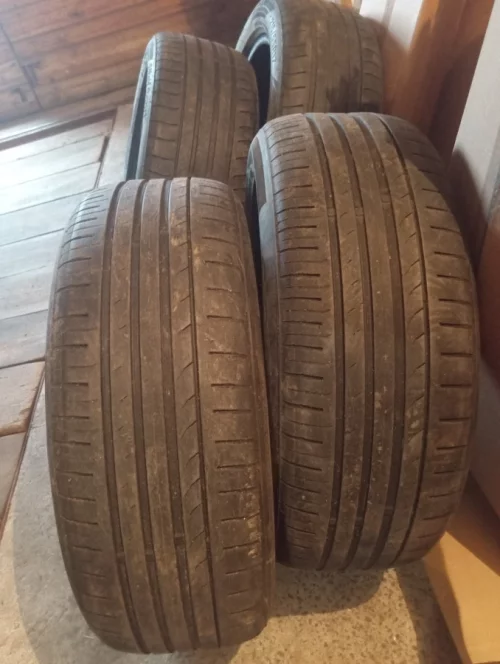 Шины 215/55R17