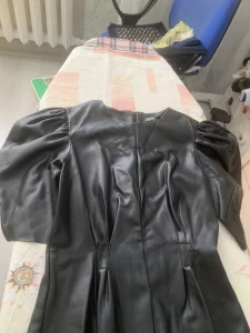 Фирменное платье эко кожа