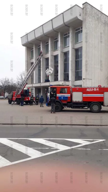 По городу ехали с сиренами оказалась ложная тревога