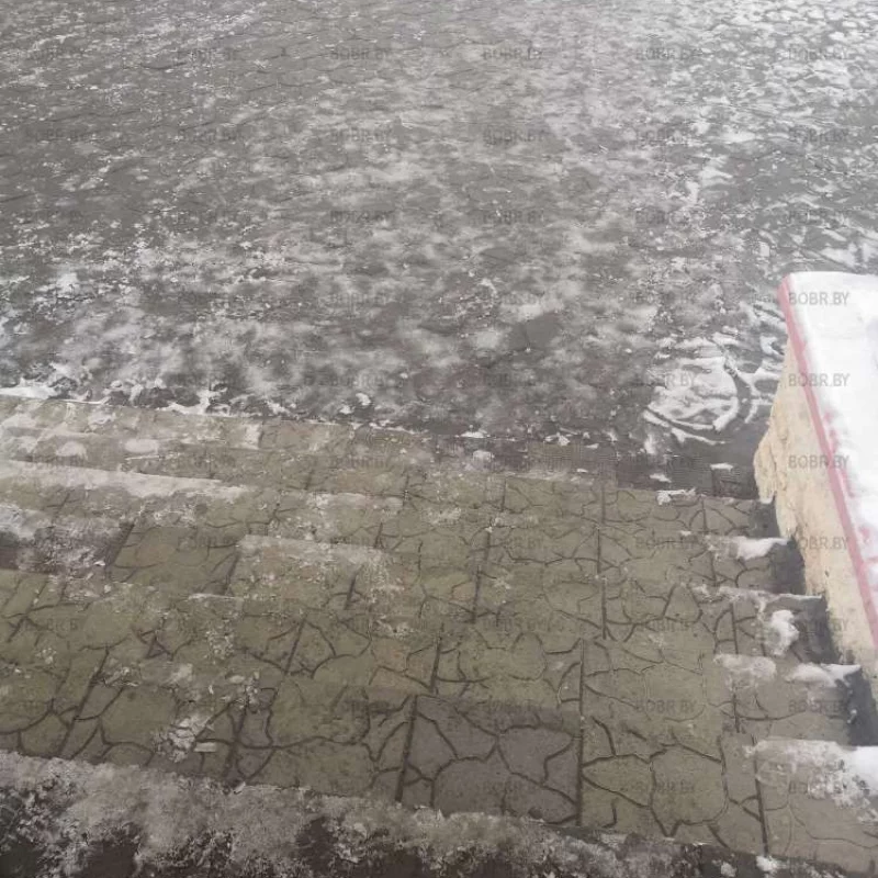 Везде лёд под ногами 