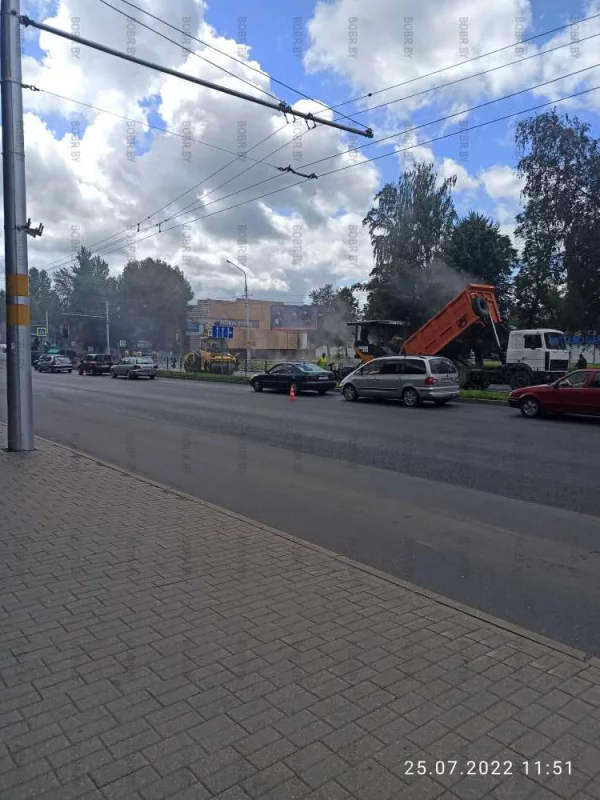 Работа кипит.