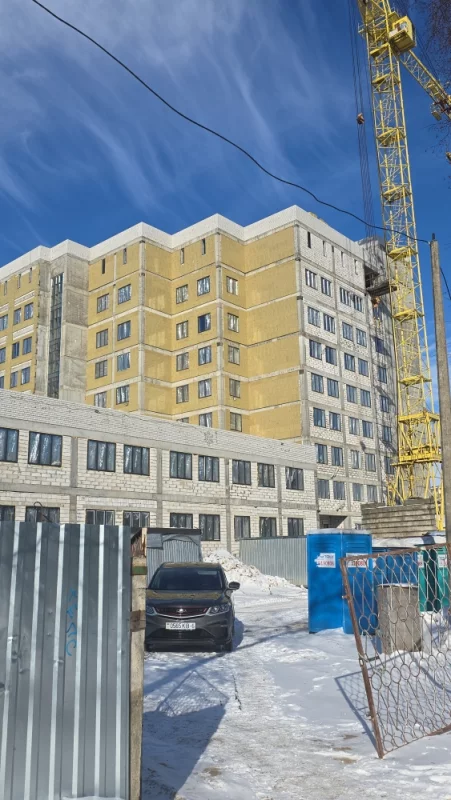 Строительство лечебного корпуса марзоновской больницы идёт ударными темпами, уже даже вставили стёкла в окна