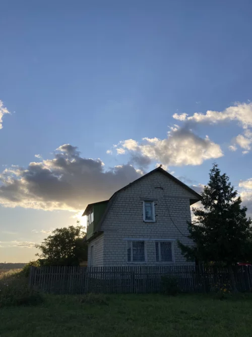 Меняю кирпичный двухэтажный дом 15 мин от города на квартиру в Бобруйс