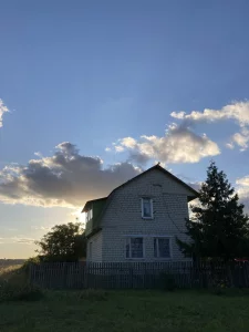 Меняю кирпичный двухэтажный дом 15 мин от города на квартиру в Бобруйс