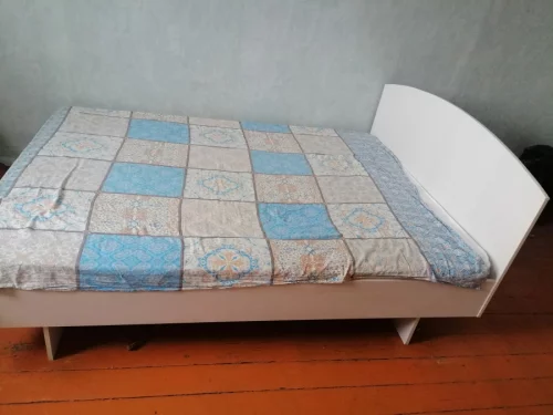 Двуспальную кровать