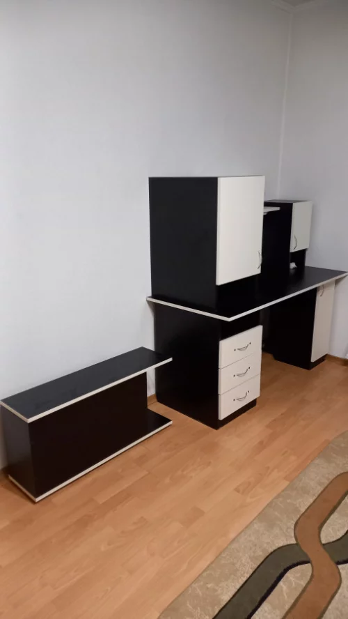 Стол компьютерный