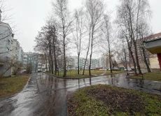 Просторная 4-комн. квартира напротив ТЦ "Корона". 37000 у.е