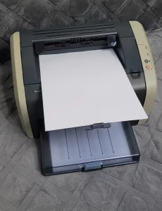 Лазерный принтер HP LaserJet 1015