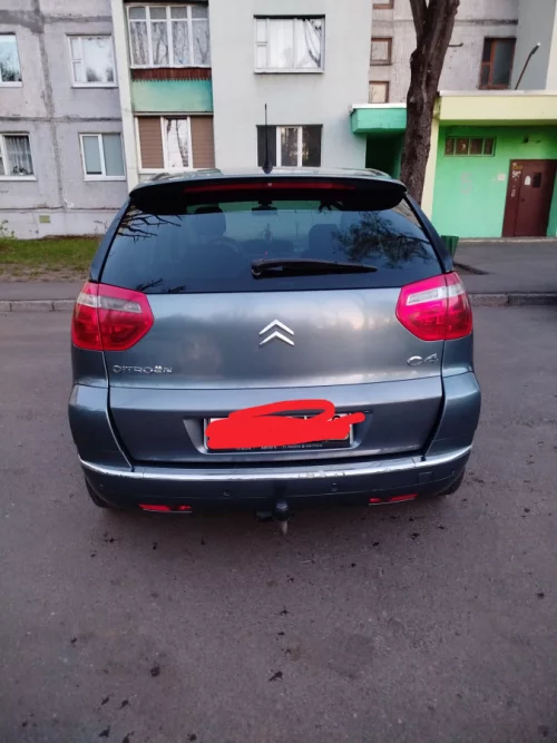 Ситроен С4 гранд Пикассо