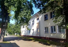 Недорогую квартиру в 1-2-этажном доме