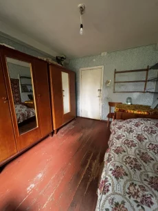 Отдам бесплатно старую мебель (самовынос)
