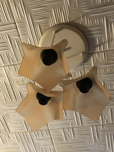 Светильник на три плафона