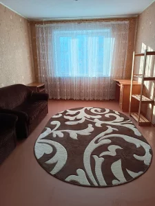 1-комнатную квартиру на пр-т Строителей