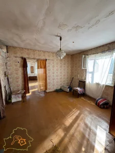 Крепкий жилой дом в деревне Калинино