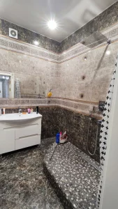 Трехкомнатная квартира на ул. Московская, д. 108