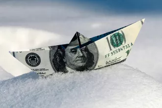 Доллар растет. Что происходит с курсами валют после праздников