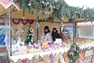 В Бобруйске открылась предновогодняя ярмарка и ёлочные базары