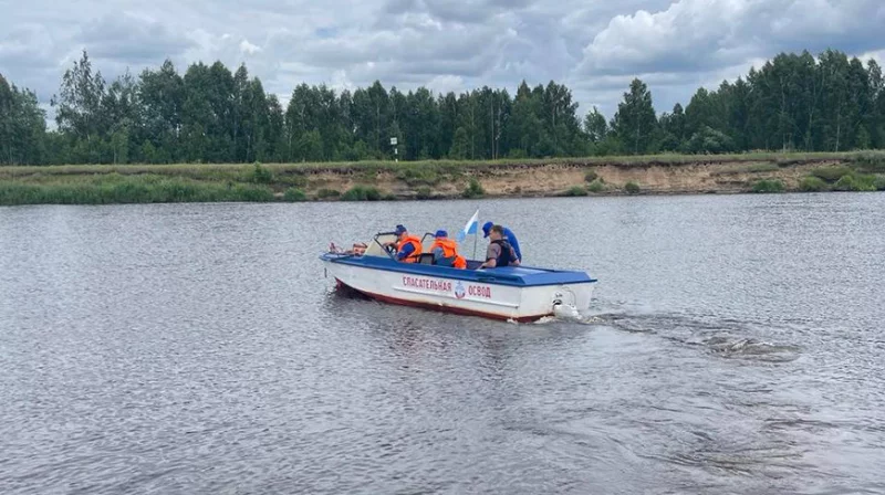 В Бобруйске на Березине работники ОСВОД спасли 40-летнюю женщину