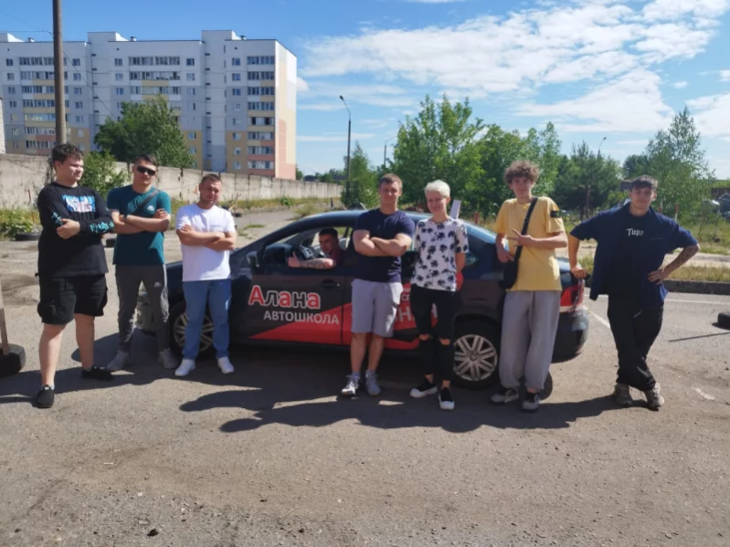 Автошкола «Алана» категории  А, В, С, СЕ