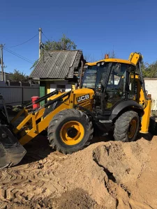 Аренда экскаватор- погрузчика JCB