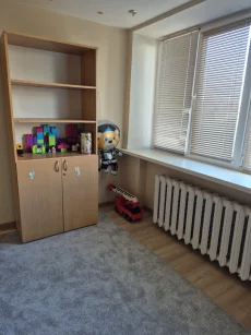 2 комнатную в центре