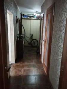 1/2 доли в двухкомнатной квартире по ул. Гоголя, д. 190