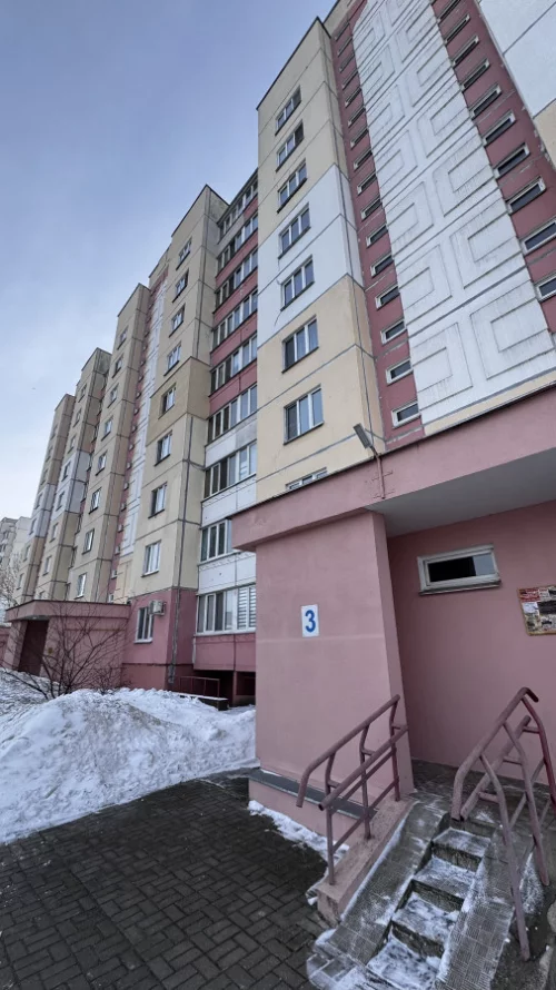 Двухкомнатная квартира по ул. 50 лет ВЛКСМ, д. 77