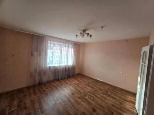 Двухкомнатная квартира на ул. Днепровской Флотилии