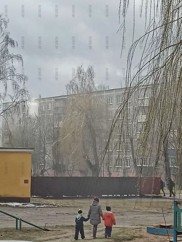 Пожар на первом этаже дома