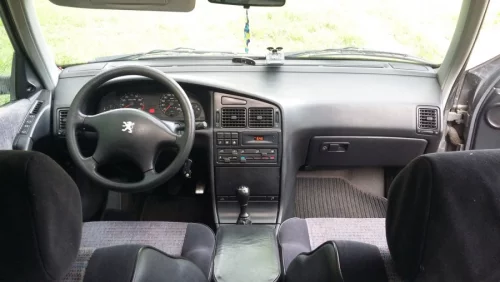 Пежо 405 2.0 бензин 1993 г.