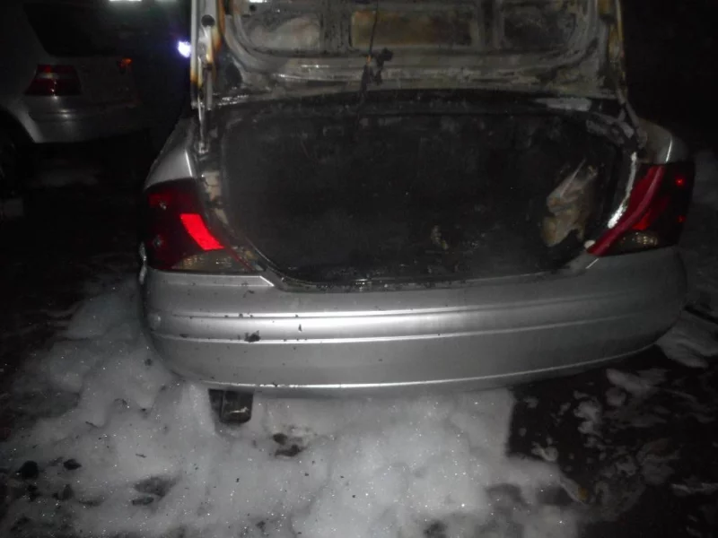 Загорание легкового автомобиля