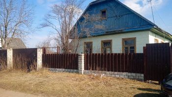 Дом по ул. Кирова с участком 12 сот. 28000 бел. руб