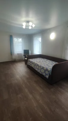 Добротный деревянный дом по адресу пер.Ручейный