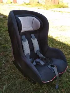 Автомобильное кресло Chicco 9-18 кг