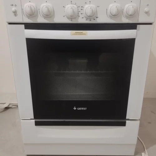 продам газовую плиту