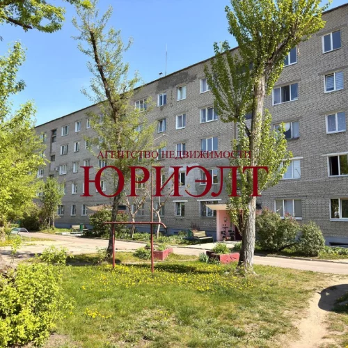 3-комнатная квартира по б-ру. Непокоренных, 31
